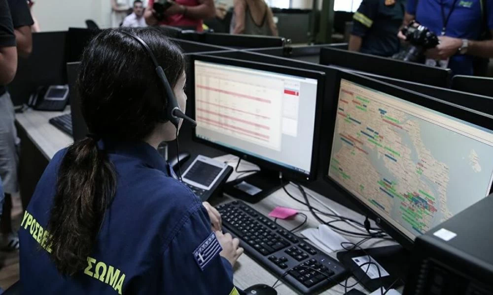 Κορονοϊός: Στα άδυτα του στρατηγείου για τη μάχη της πανδημίας